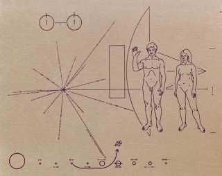 La placa de la Pioneer 10