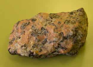 La sienita es una roca plutónica. Imagen: De Mier y Leva.